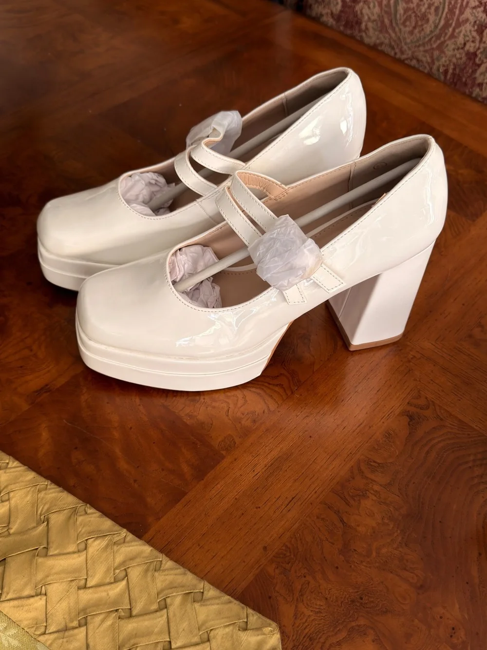 Dolls Kill Cream Patent Platform Mary Jane Heels
